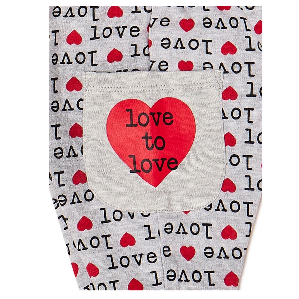 Heart Jogger Set - Picture 2 of 2